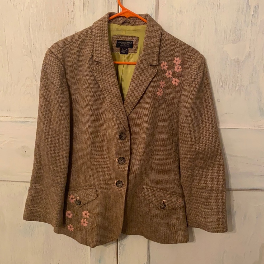 COPY - Blazer w/ floral embroidery
